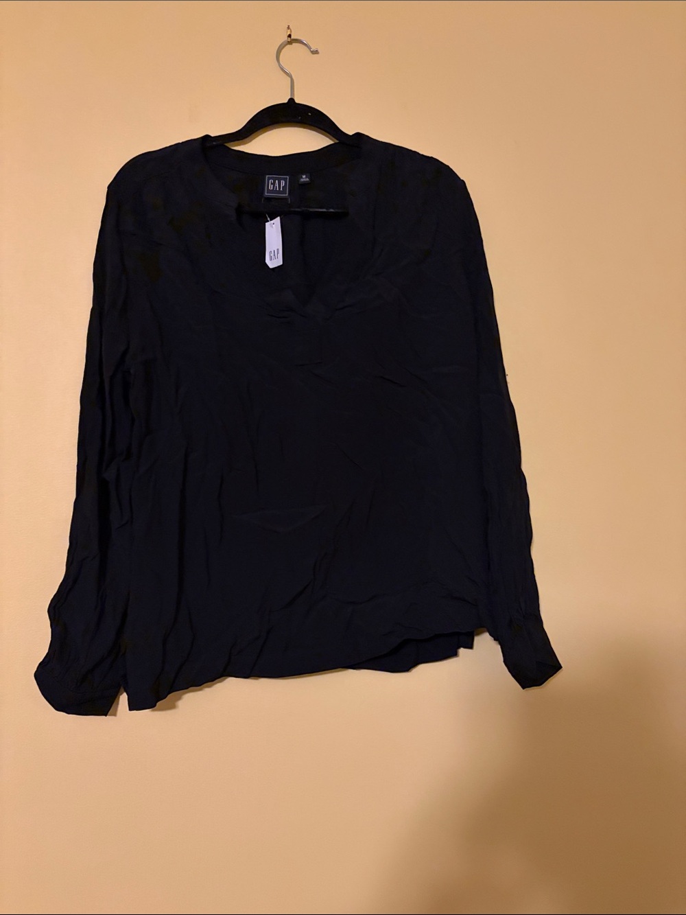 GAP Black Long-Sleeve V-Neck Top
